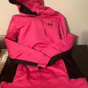 Under Armor Hoodie Medium